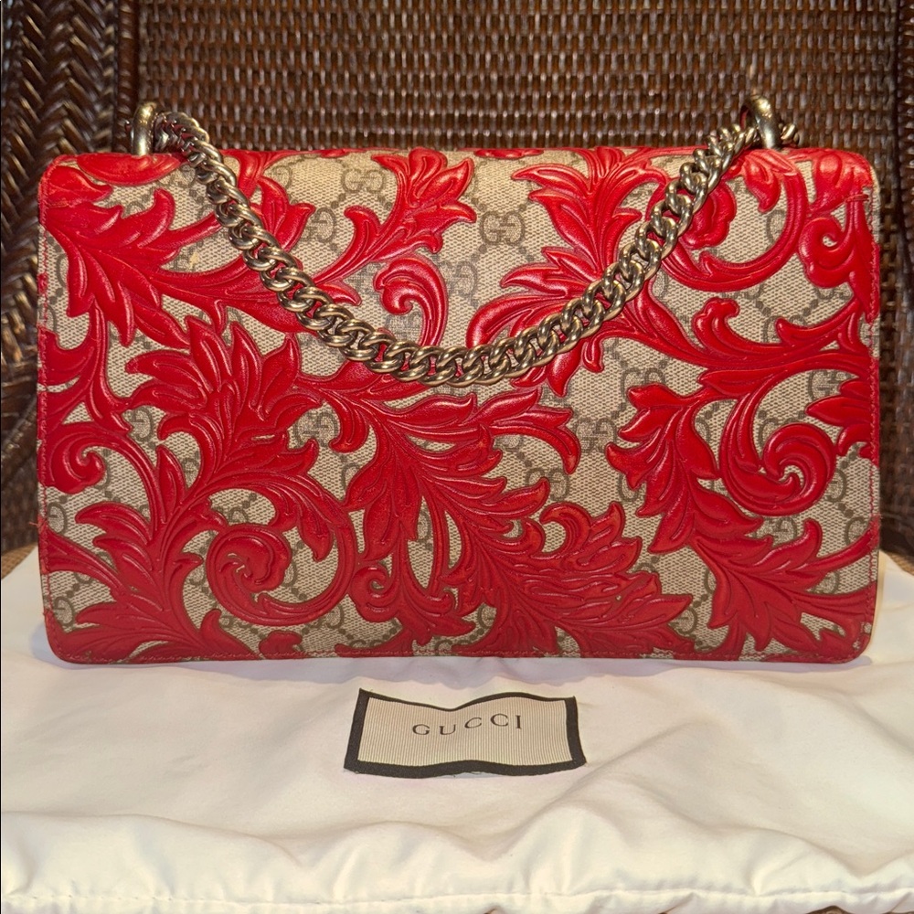 Gucci Supreme Canvas & Red
Arabesque Small Dionysus Shoulder Bag - Picture 14 of 14